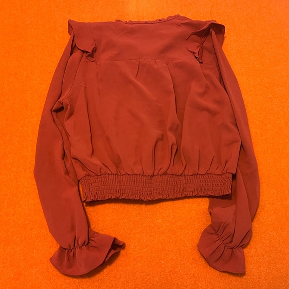 Milk and Honey brick red romantic boho ruffled neck long sleeve blouse NWT - Picture 9 of 9